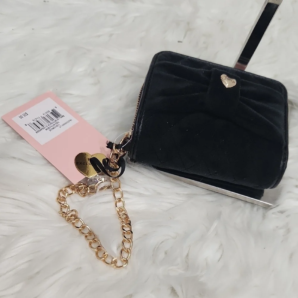 Juicy Couture chic stylish